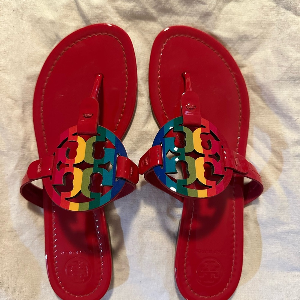Tory Burch Miller Sandals Rainbow Logo Ruby Red Size 7.5 Limited Edition - Picture 4 of 8